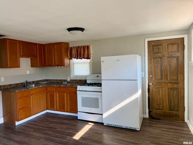 1402 SOMMERSET Street, Pekin, IL 61554