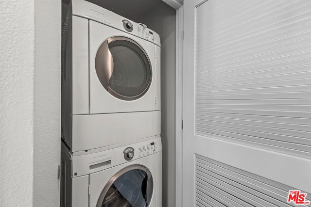 13045 Pacific 120, Los Angeles, CA 90094