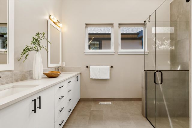 3154 NW Strickland Way, Bend, OR 97703