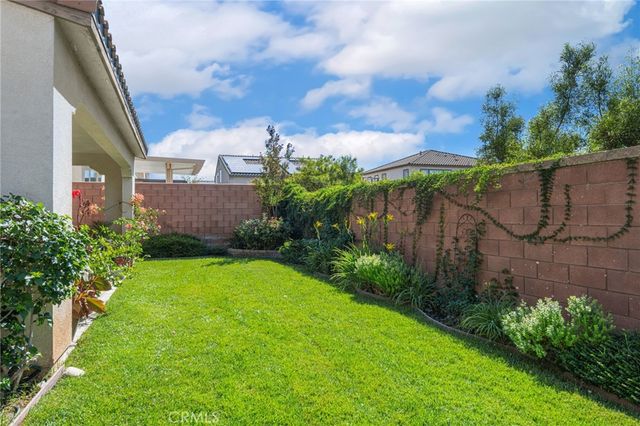 15415 Nikolai Lane, Fontana, CA 92336