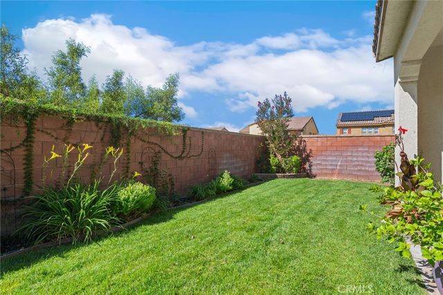 15415 Nikolai Lane, Fontana, CA 92336