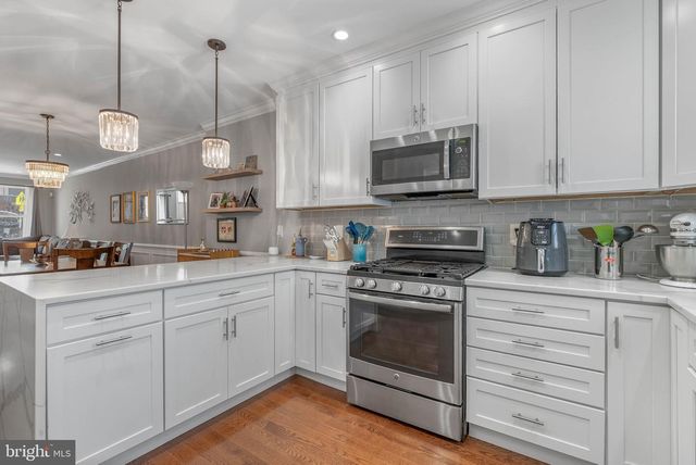 2027 CATHARINE ST, Philadelphia, PA 19146