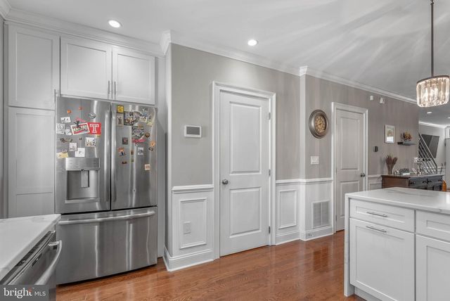2027 CATHARINE ST, Philadelphia, PA 19146