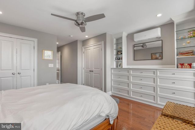 2027 CATHARINE ST, Philadelphia, PA 19146