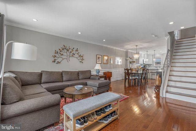 2027 CATHARINE ST, Philadelphia, PA 19146