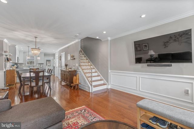 2027 CATHARINE ST, Philadelphia, PA 19146