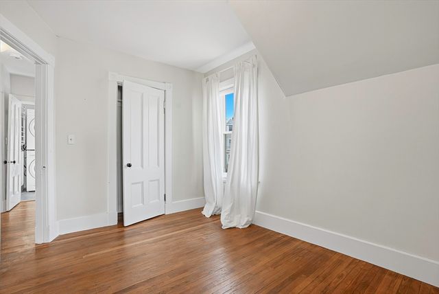 2 Maple Ave, Natick, MA 01760