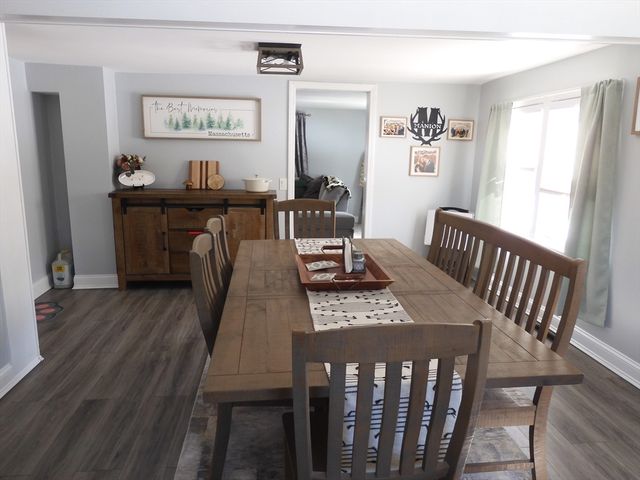 19 S. Hunt Rd, Amesbury, MA 01913