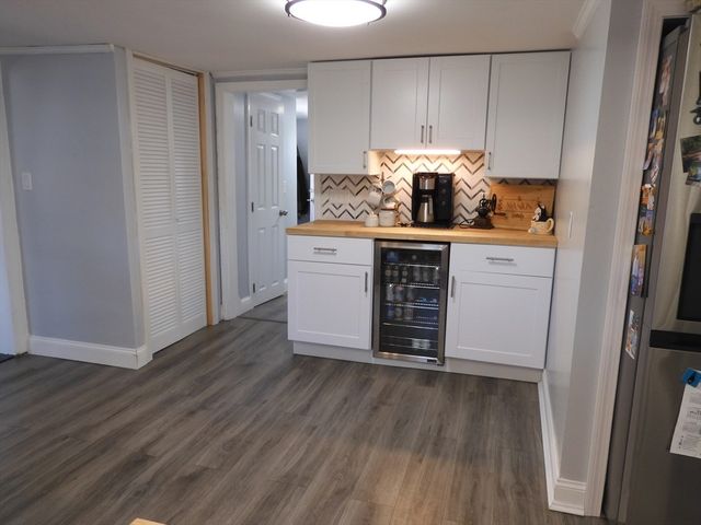 19 S. Hunt Rd, Amesbury, MA 01913