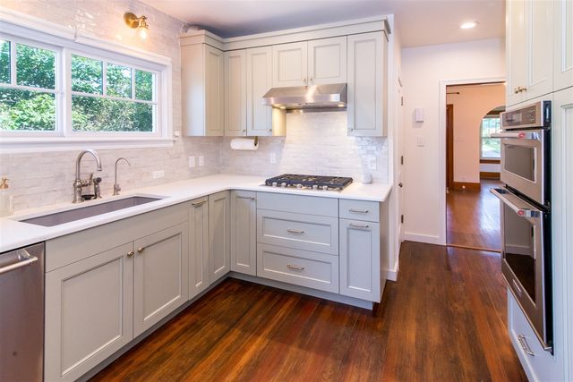 323 N Lewis Street, Saline, MI 48176