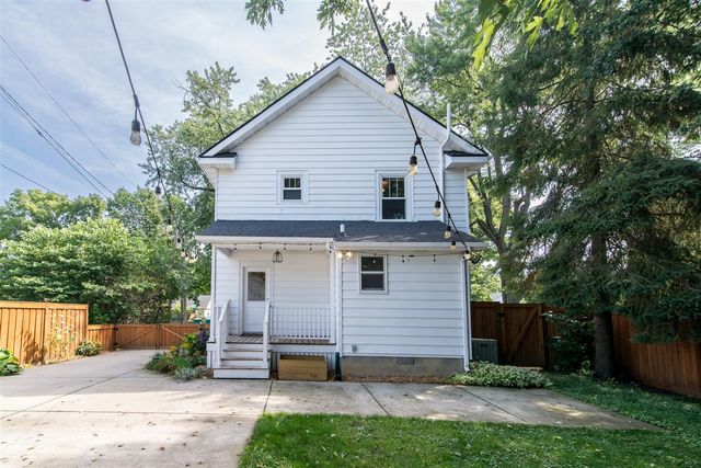 323 N Lewis Street, Saline, MI 48176