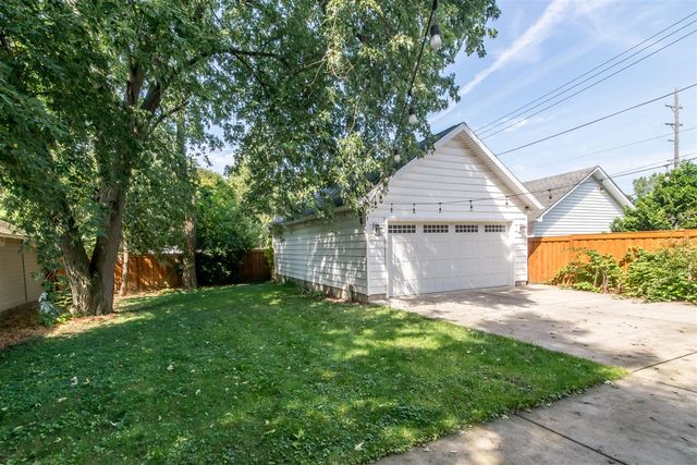323 N Lewis Street, Saline, MI 48176