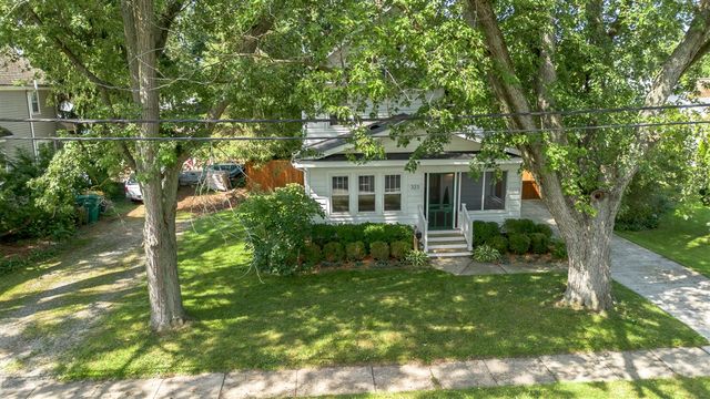 323 N Lewis Street, Saline, MI 48176