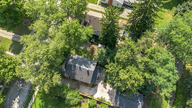 323 N Lewis Street, Saline, MI 48176