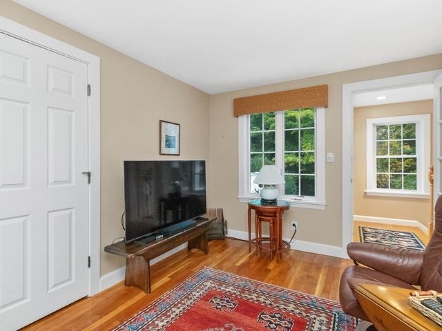 28 Carver Road, Wellesley, MA 02481
