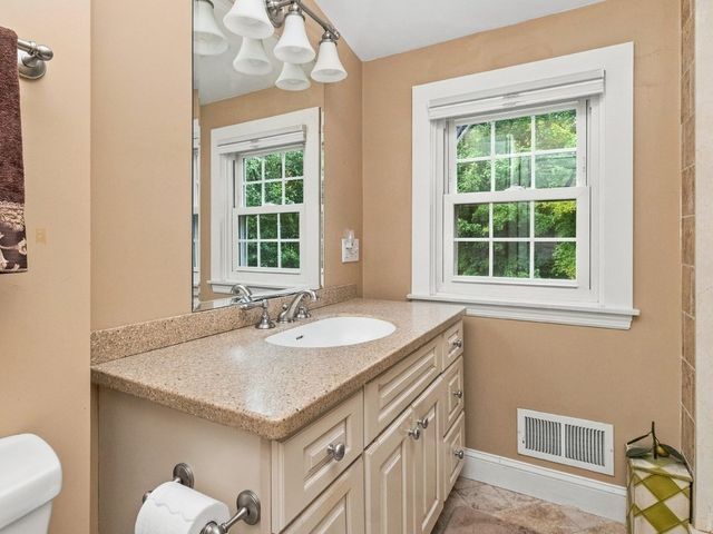 28 Carver Road, Wellesley, MA 02481