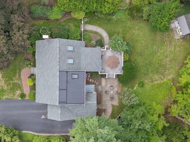 28 Carver Road, Wellesley, MA 02481