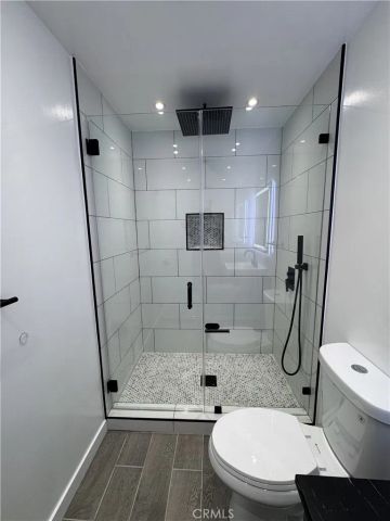 2212 Linda Flora Drive, Los Angeles, CA 90077