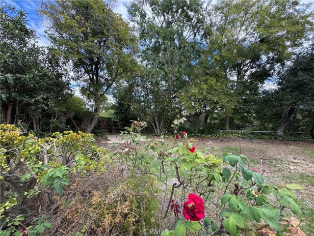 2212 Linda Flora Drive, Los Angeles, CA 90077