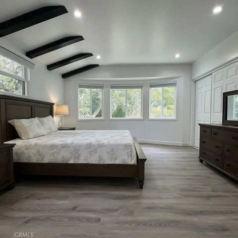 2212 Linda Flora Drive, Los Angeles, CA 90077