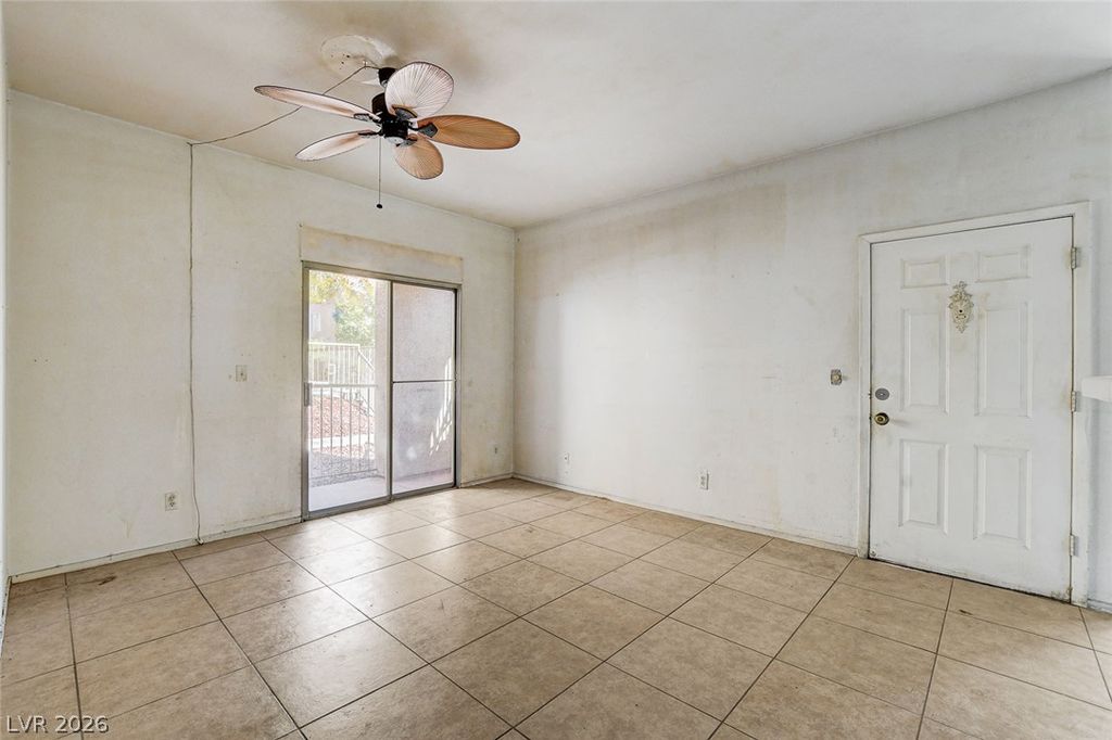 2110 Los Feliz Street 1023, Las Vegas, NV 89156 — photo 5