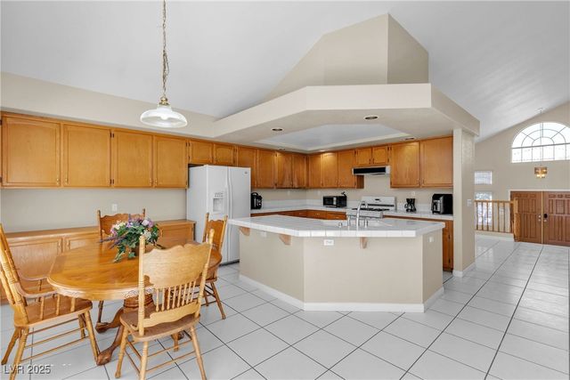 7425 Enchanted Hills Court, Las Vegas, NV 89129