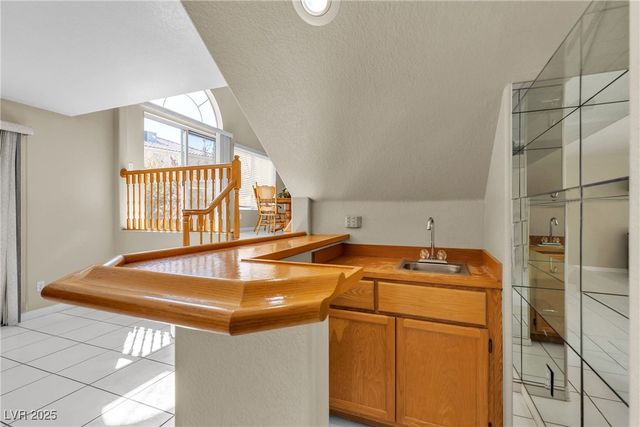 7425 Enchanted Hills Court, Las Vegas, NV 89129