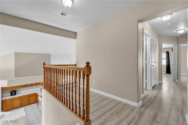 7425 Enchanted Hills Court, Las Vegas, NV 89129