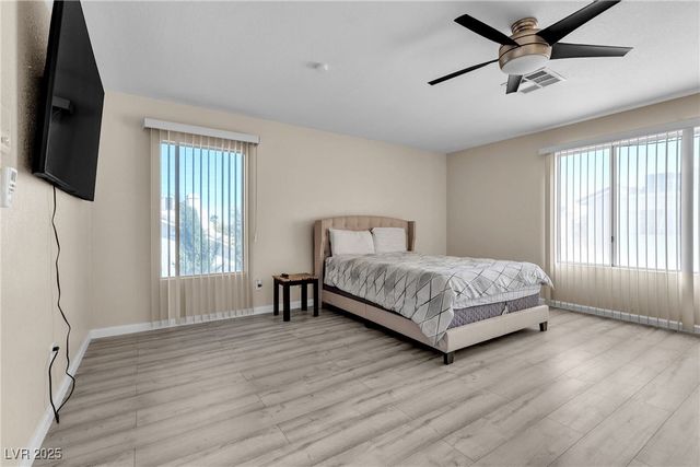 7425 Enchanted Hills Court, Las Vegas, NV 89129