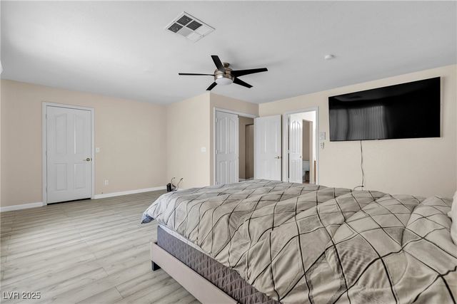 7425 Enchanted Hills Court, Las Vegas, NV 89129