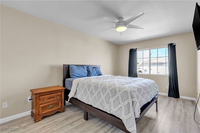 7425 Enchanted Hills Court, Las Vegas, NV 89129