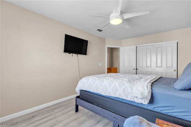 7425 Enchanted Hills Court, Las Vegas, NV 89129