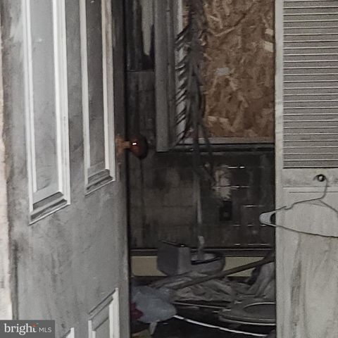 727 WALNUT ST, Columbia, PA 17512