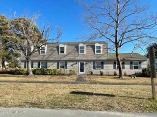 133 Charles Street, Beaufort, NC 28516