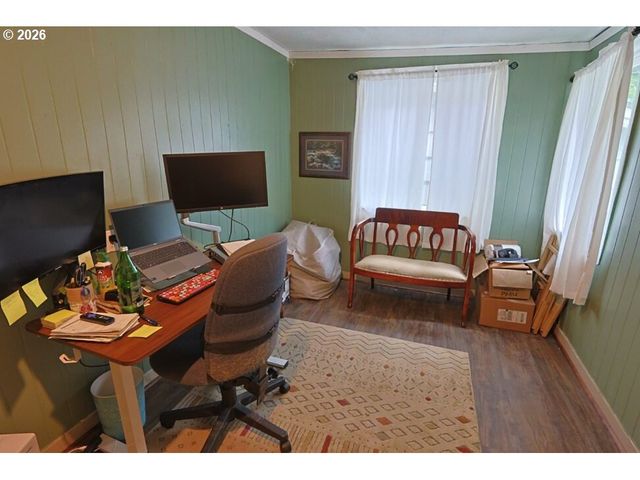 93621 DRIFTWOOD INN Ln, North Bend, OR 97459