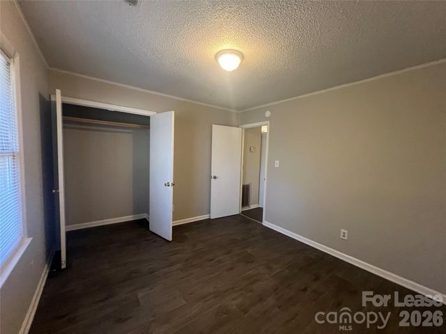 1316 Linwood Road, Gastonia, NC 28052