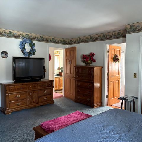 537 VT Route 244, Thetford, VT 05058