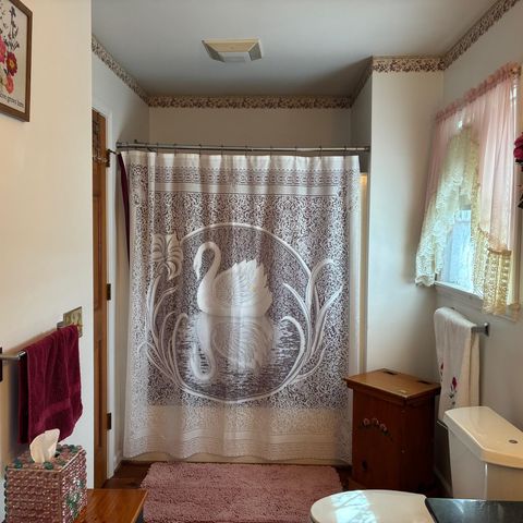 537 VT Route 244, Thetford, VT 05058