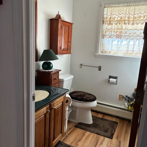 537 VT Route 244, Thetford, VT 05058