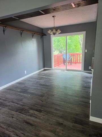 11205 Corby Street, Omaha, NE 68144