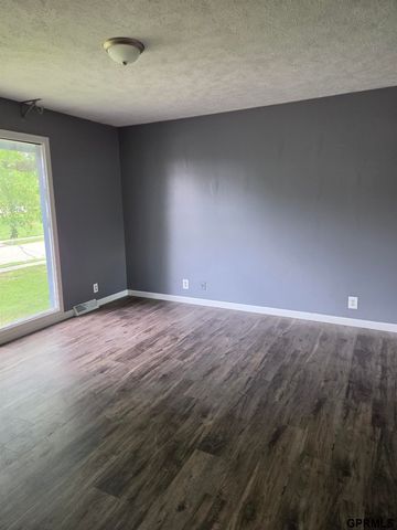 11205 Corby Street, Omaha, NE 68144
