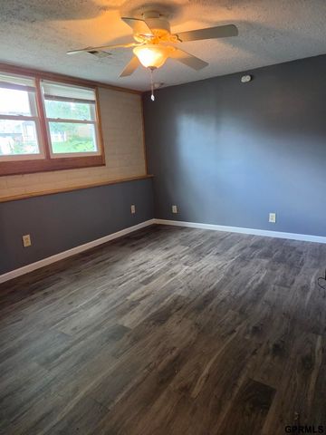 11205 Corby Street, Omaha, NE 68144