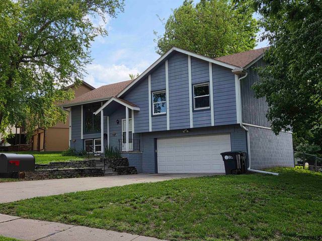 11205 Corby Street, Omaha, NE 68144