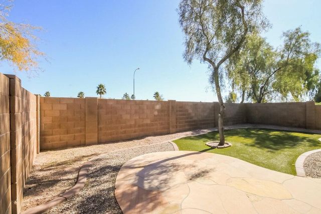 3879 S Conestoga Road, Apache Junction, AZ 85119