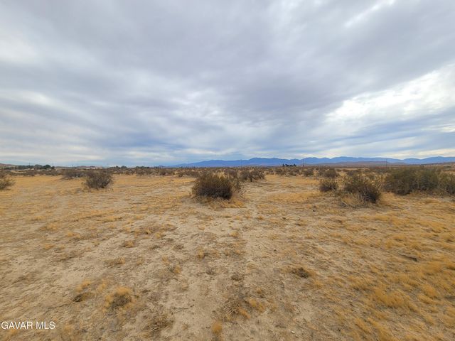 Cor Ave B12 Vic 75 St W, Lancaster, CA 93536