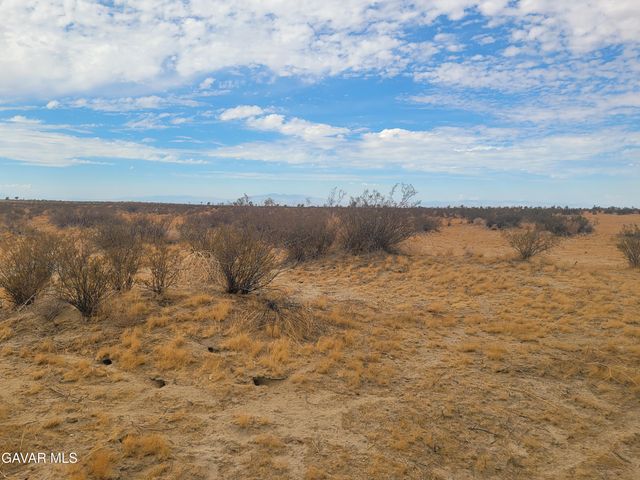 Cor Ave B12 Vic 75 St W, Lancaster, CA 93536