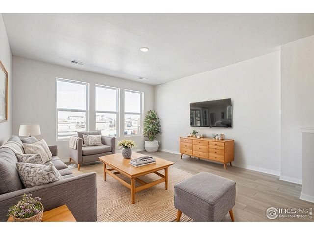 6355 Elk Pass Ln, Loveland, CO 80538