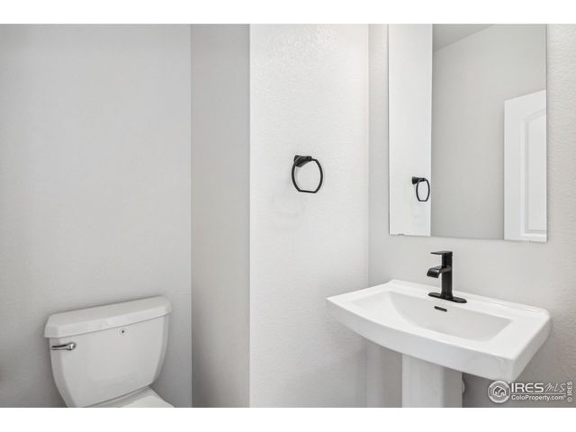 6355 Elk Pass Ln, Loveland, CO 80538