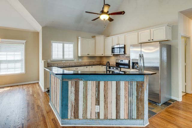 2118 Sue Ln, Spring Hill, TN 37174
