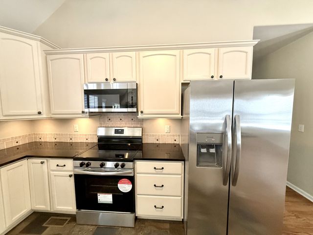 2118 Sue Ln, Spring Hill, TN 37174